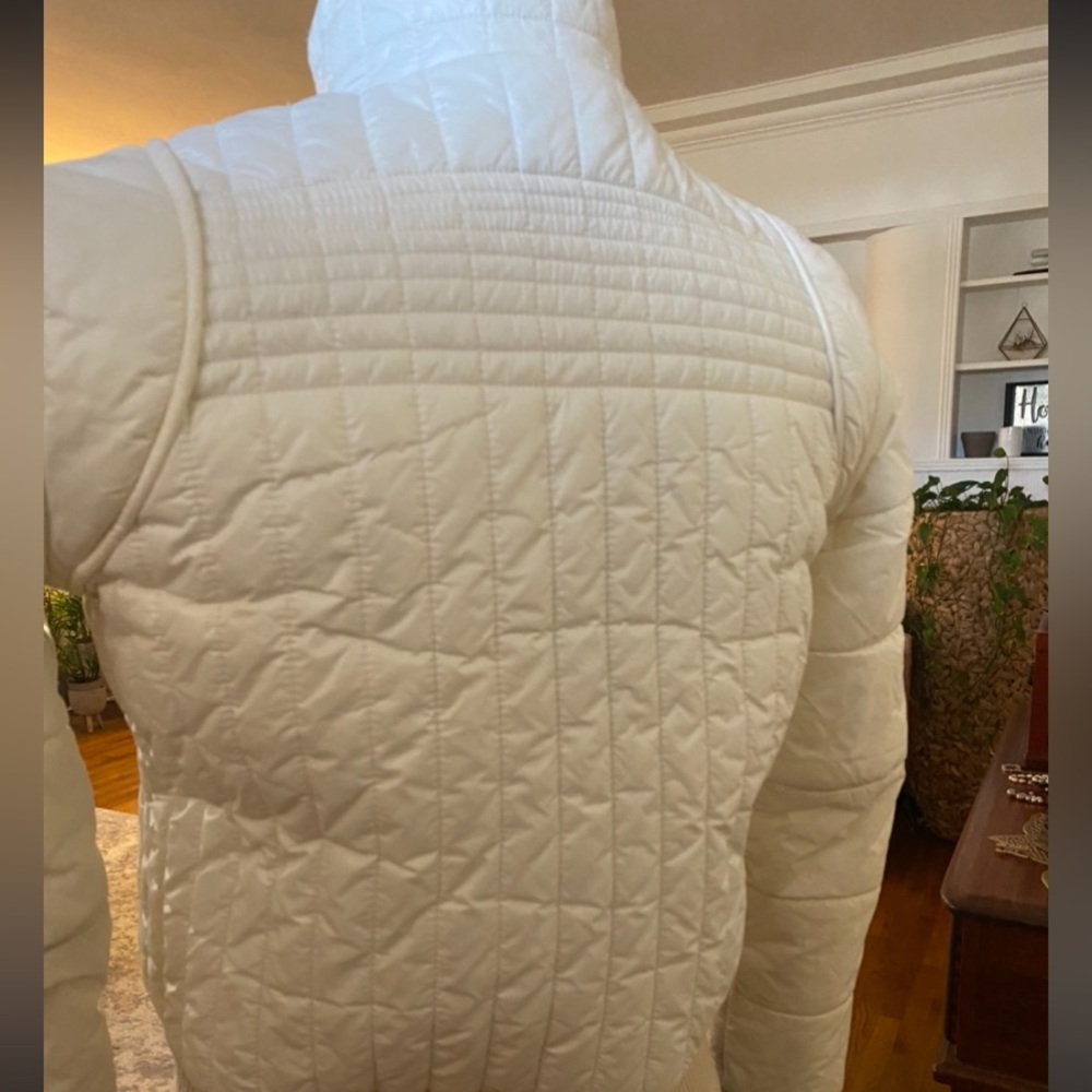 Kids Authentic Tory Burch Cream Outer Wear - Picture 2 of 5